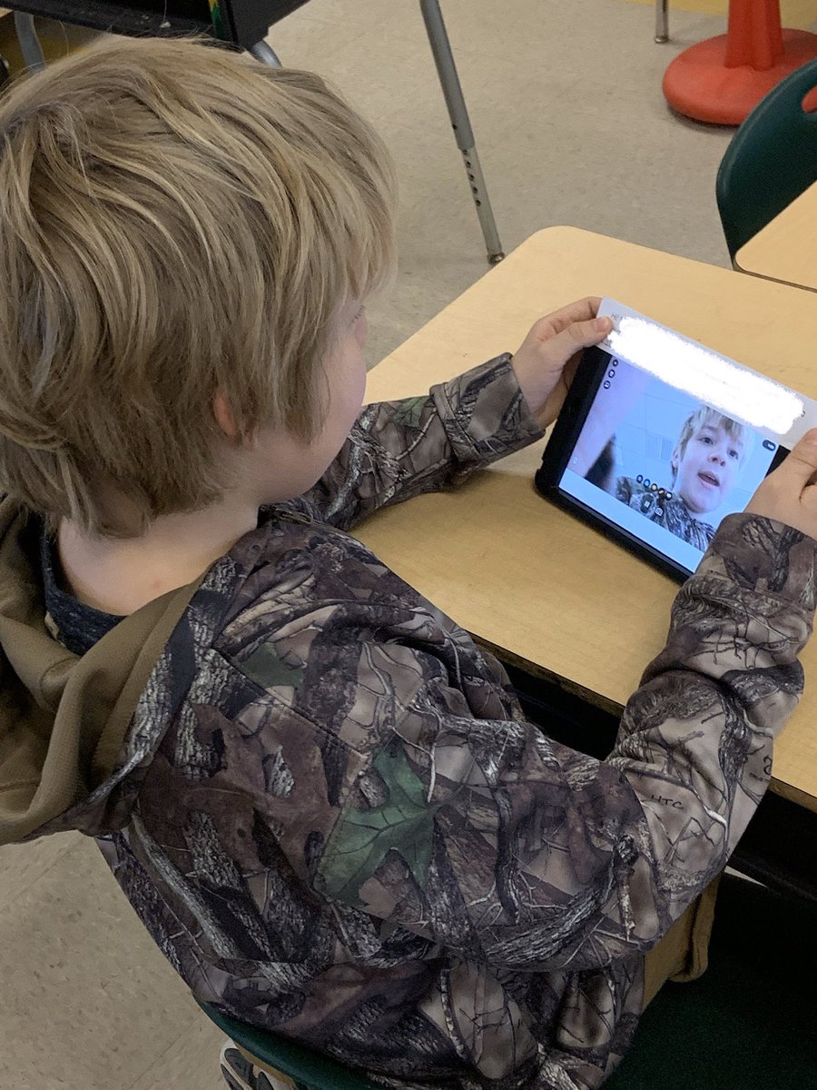 ITRTtinytech's tweet image. Celebrate #RandomActsofKindnessWeek with global collaboration! Grade 3 students recorded introductions in Flipgrid to connect w/Grade 4 students in Australia. We are excited to get to know about them, their country, and how to scatter kindness around the world! @HanoverSchools