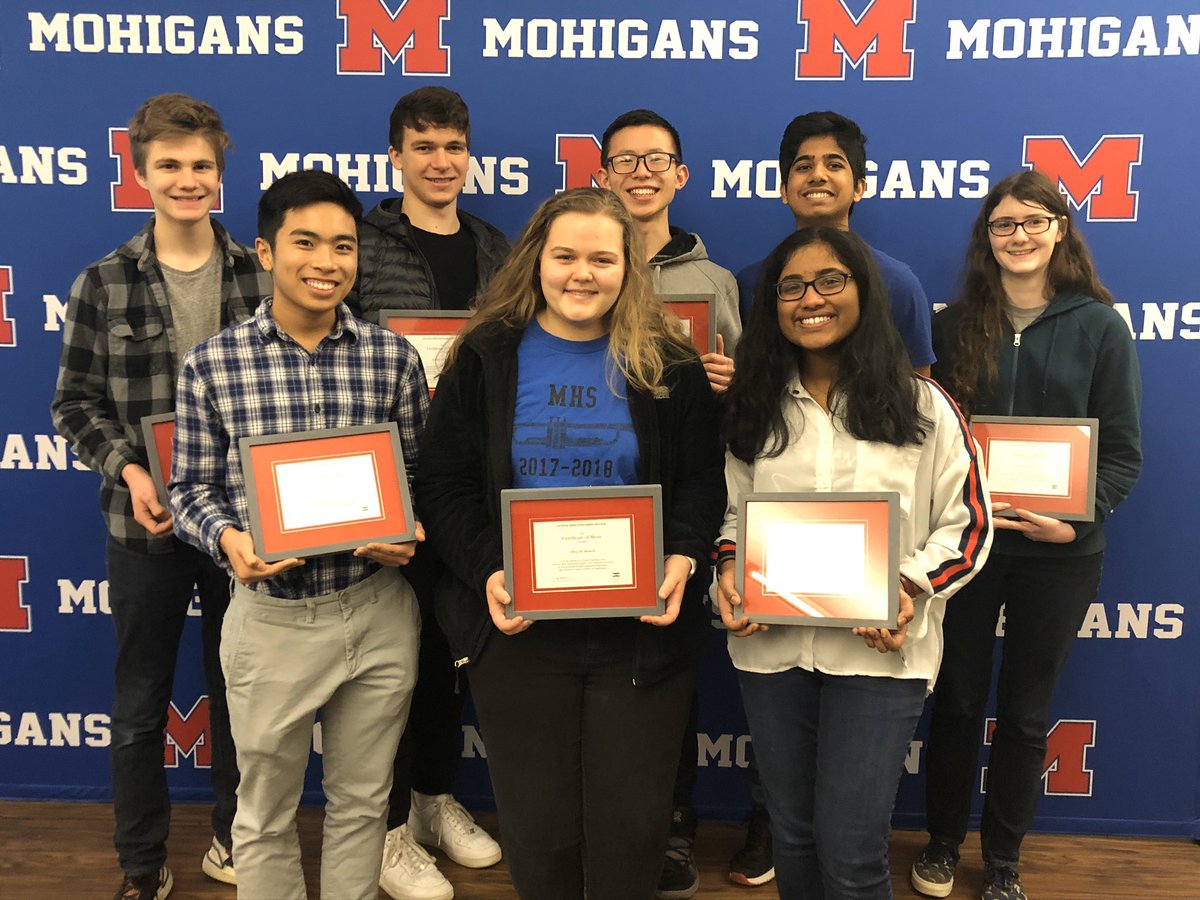 ONEMHS's tweet photo. Congrats to our eight National Merit Scholarship Finalists!  @nationalmerit https://t.co/Stx06bcvR6