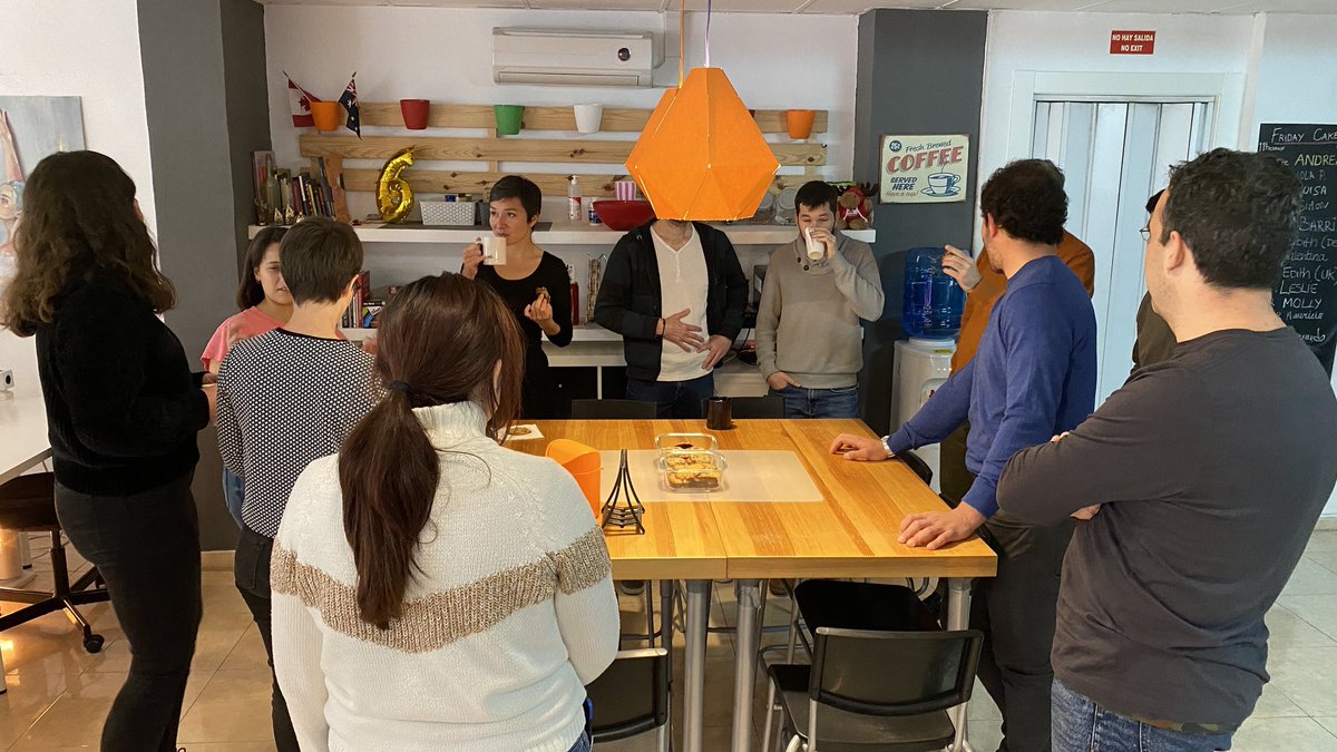 Exquisitas las cookies que ha preparado nuestra #coworker Edith Davina para el #Fridaycake. Algunos hemos repetido varias veces. ¡Buen fin de semana #erranTes! #viernes #comunidad #soyerranTe