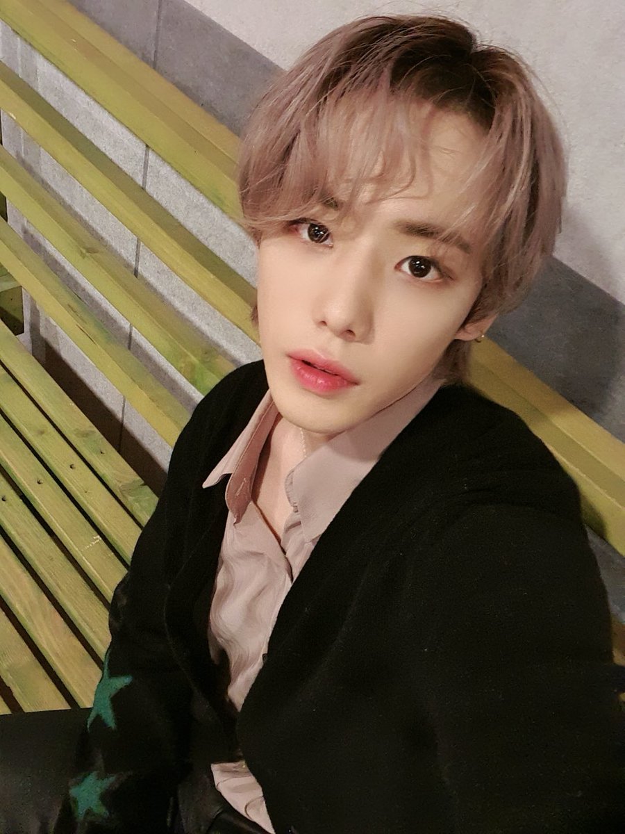 1team_twt's tweet photo. [#1TEAM #진우 #JINWOO]
생일은 끝났다.
일상으로. #🌺 https://t.co/oD0Sh20BYH