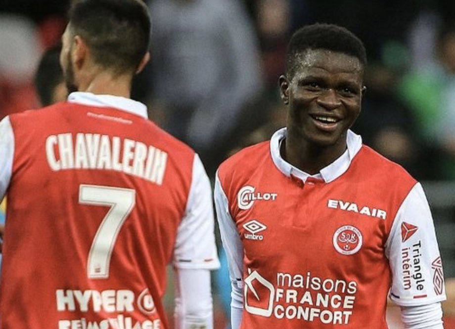 ICIStadedeReims's tweet photo. Ce soir dans le #ReimsFootballClub, Moussa Doumbia raconte les insultes racistes qu’il a subit lorsqu’il jouait en Russie - Rendez-vous à partir de 18 heures sur @fbleuchampagne #FBsport https://t.co/VugFiAdeAj