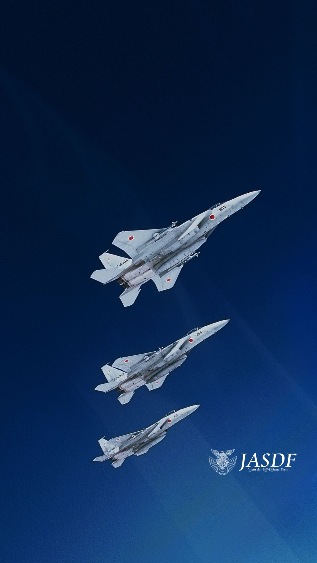 Twitter 上的 防衛省 航空自衛隊 空幕広報室 です F 15j壁紙シリーズ F 15は速いだけでなく 高い高度にも素早く上昇可能 航空機は一般的に 高い高度では空気密度が低く舵面に当たる空気が少なくなり操縦感覚が スカスカ になると言われますが F 15は高い