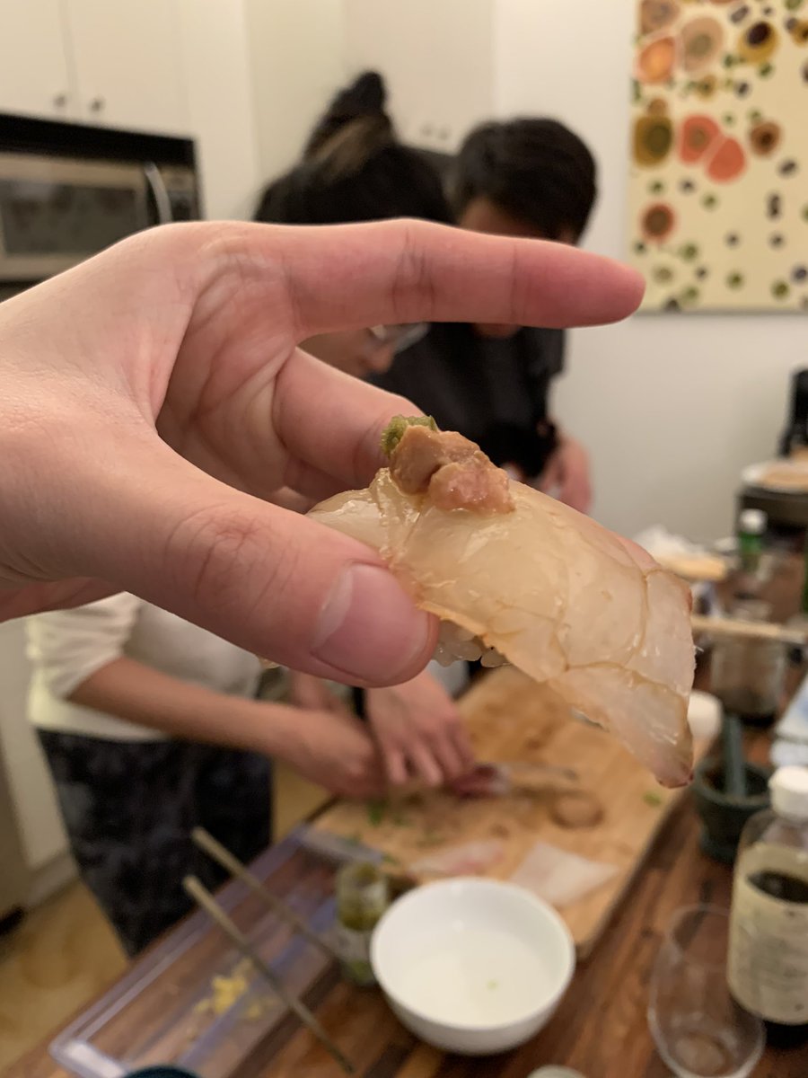 AndrewJNg's tweet photo. here is some homemade sushi https://t.co/sxO0jzKURa