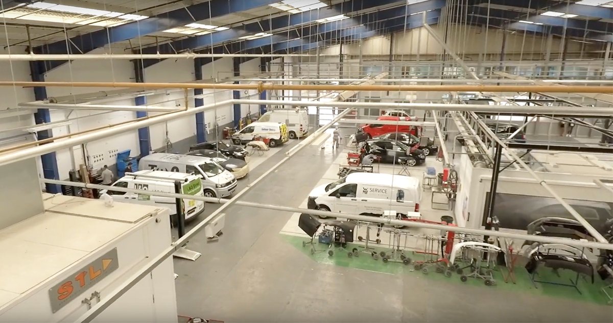SprayboothTech's tweet image. In 2017, STL played an integral role in planning and development of a £2.25m, 40,000 sq ft accident repair centre in conjunction with @FleetlineARC

Find out how it was done - bit.ly/2D1kHqP

#spraybooth #automotive #accidentrepair #UKmfg #UKmanufacturing