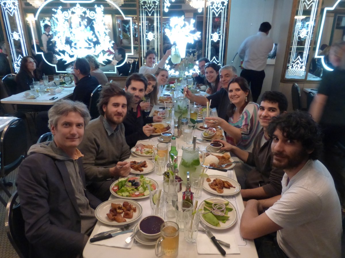 FuocoECenereFR's tweet photo. En février, Miami a été pendant des années notre point de chute régulier pour le Tropical Baroque Festival. L'occasion d'une rétrospective en photos dans notre QG, le restaurant Versailles! https://t.co/ZNRF9L4amm