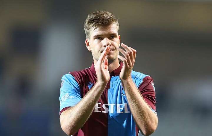  Real Madrid have become the latest side to enter the race for Crystal Palace striker Alexander Sorloth.Real will send a scout to watch Sorloth in person when Trabzonspor take on Besiktas in the Super Lig derby clash over the weekend.[Asistanaliz]  #CPFC