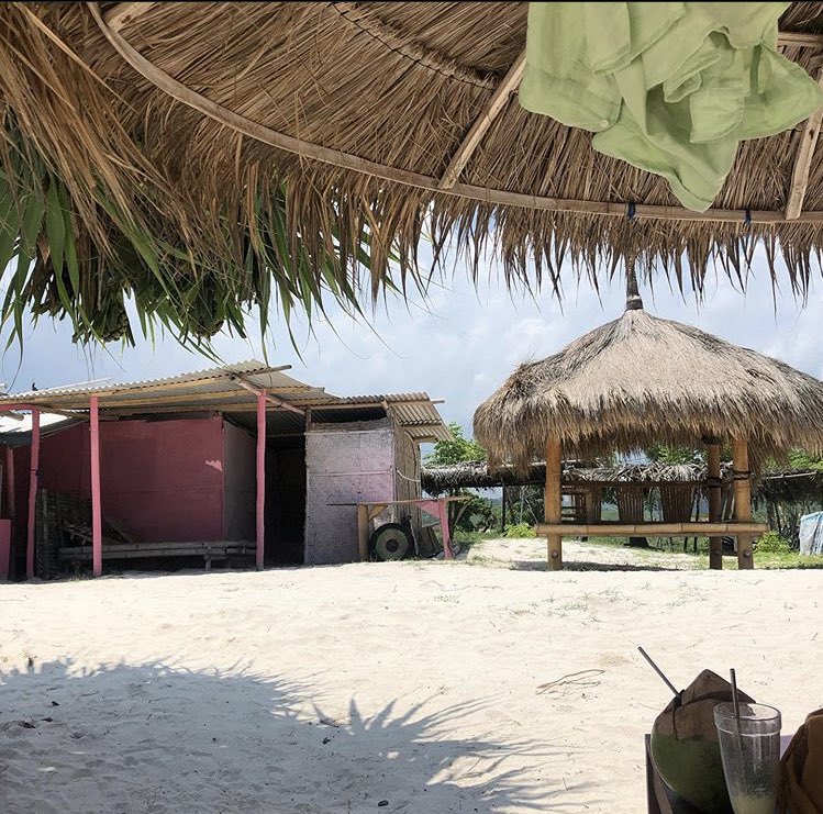 lostvalentino's tweet photo. vacay days https://t.co/bzvCjlV1IV
