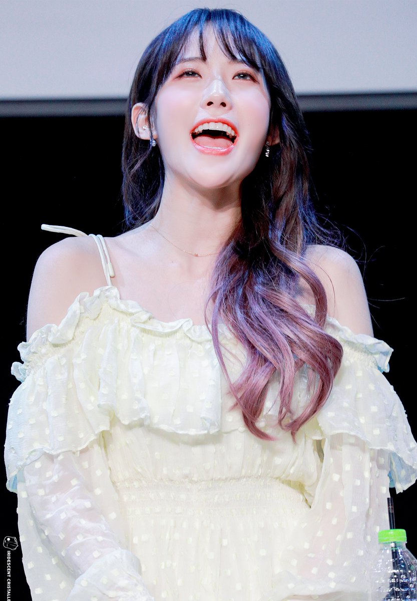 WJSN_IC's tweet photo. 🎉Friday5⃣ #WeekendMood 😆
🌸#우주소녀 #WJSN #Luda #루다 @WJSN_Cosmic🌸 https://t.co/ILg25t5WZJ