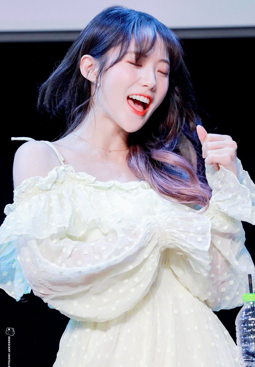 WJSN_IC's tweet photo. 🎉Friday5⃣ #WeekendMood 😆
🌸#우주소녀 #WJSN #Luda #루다 @WJSN_Cosmic🌸 https://t.co/ILg25t5WZJ