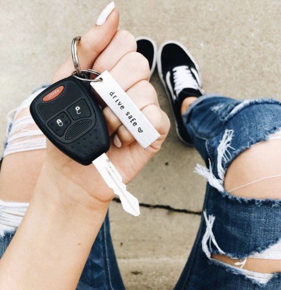 _bluesona's tweet photo. Bluesona’s technology perfect blends cutting edge software &amp; hardware in order to offer the best service to end users. 
We simplify the problem of distracted driving so you can get to your destination safely. 1 simple system #Loop. Intrigued? Check out https://t.co/8cKr2R9zTM 👌🏼 https://t.co/MIle04epE7