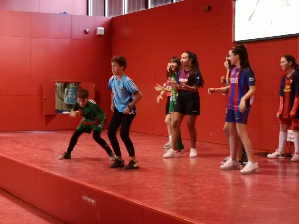 1D de futbolistes

#CarnestoltesGorgs19