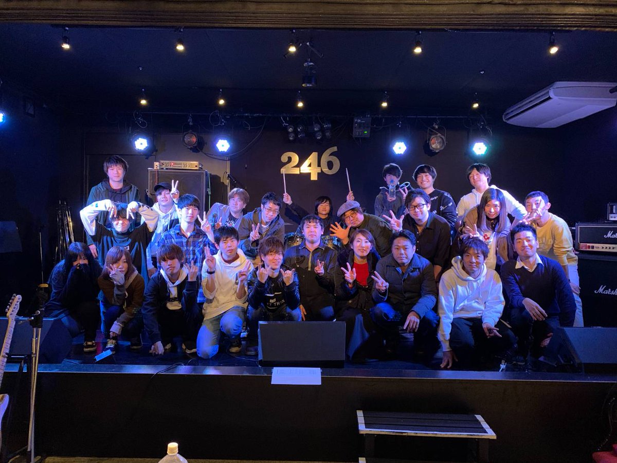 rockjoint_band's tweet photo. 5/23(土)STEP ONE LIVE大阪！

LIVE出演者の募集が始まりました！

★低ノルマ
★ガチなステージ
★ガチな照明・音響

でLIVEができるイベントです！
すぐに埋まってしまう人気企画！

https://t.co/ktuufbQRGA https://t.co/cWixp6XDWt