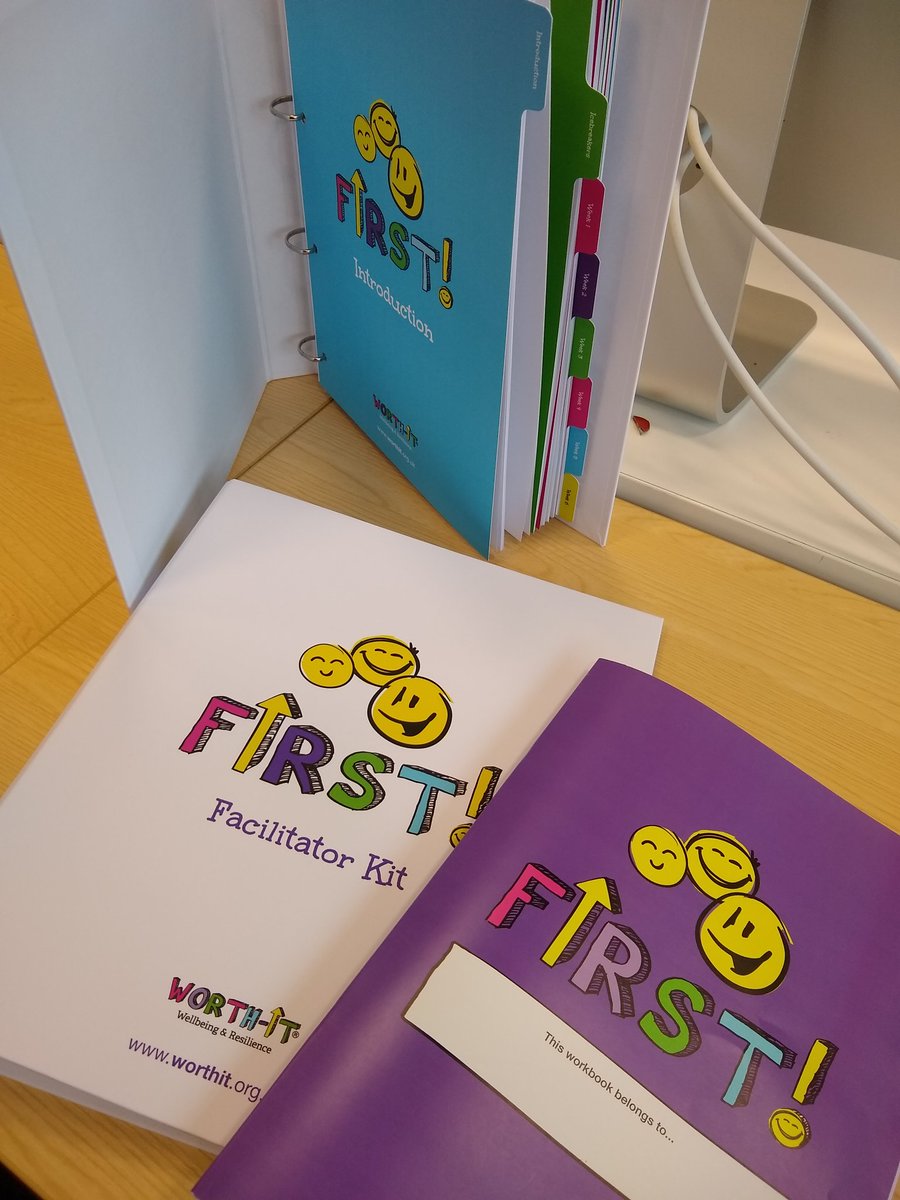 WorthitCIC's tweet photo. So excited to be delivering our FIRST early intervention #mentalhealth and #wellbeing programme for #youngpeople with Warwickshire #youngcarers. #positiveeducation https://t.co/D3l6D8iKCr