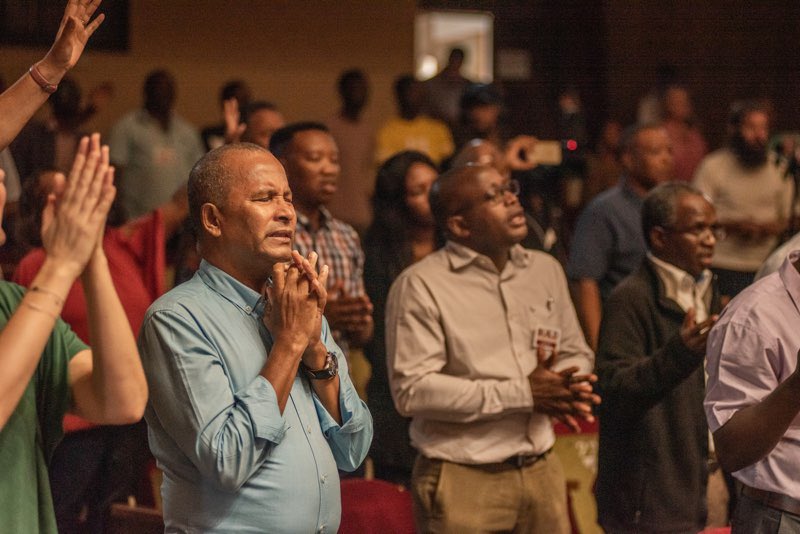 ctminews's tweet photo. Build Conference: Cape Town Day 3 Session 1 “Do you agree that we need to die to ourselves so that we don’t react in a fleshly manner when faced with trials, opposition, or even altercations with our wives?” - @mikih9rdy #Jesus #Pastors #CapeTown #BuildConference #ChurchLeaders https://t.co/Oidrxm4D9D