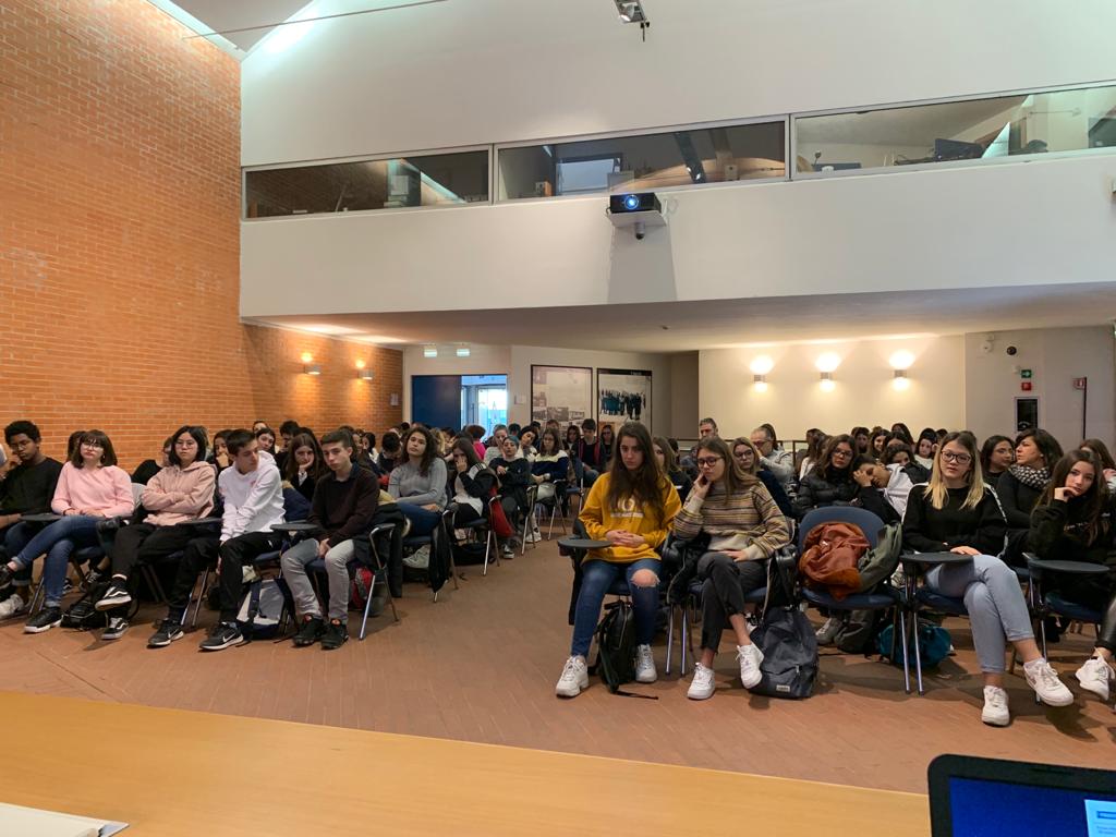 TempodelCeppo's tweet photo. Aspettando l'incontro con Luisa Mattia di oggi a Pistoia, nella Biblioteca San Giorgio - Auditorium Terzani, Via Sandro Pertini s.n., alle ore 15.00 🕒...

... Godiamoci questi splendidi scatti di alcuni momenti di ieri. ☺️ https://t.co/k3J0EiHJ87