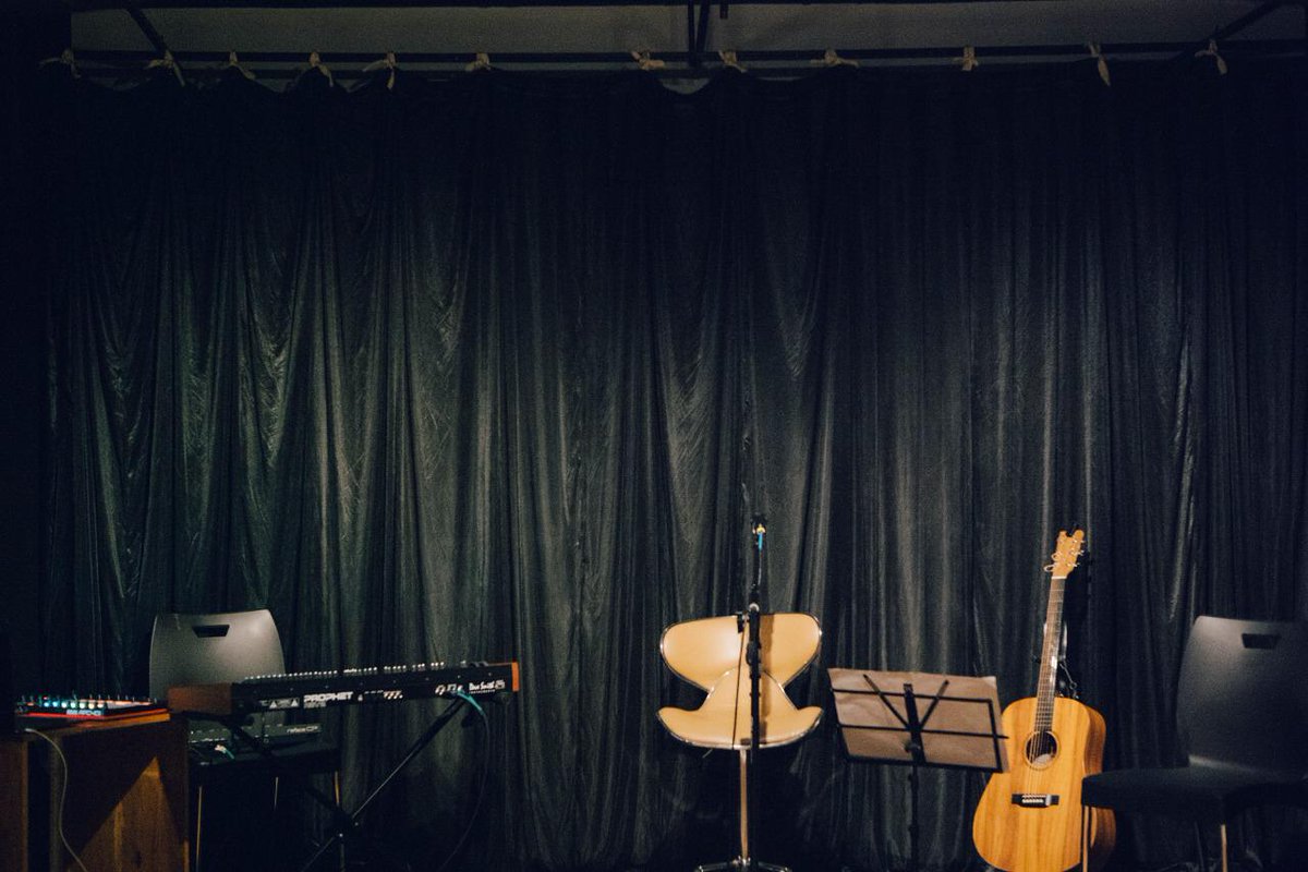 offbeat_mv's tweet photo. We had a dream. A dream to create a space where musicians can live their dream... Without a worry, without a disturbance, without the scrutinising eyes of overseers. We created OFFBEAT with the hope that it'll serve as a musician's sanctuary.
#Offbeat #Offbeatmv https://t.co/sGNEWlMZ1g
