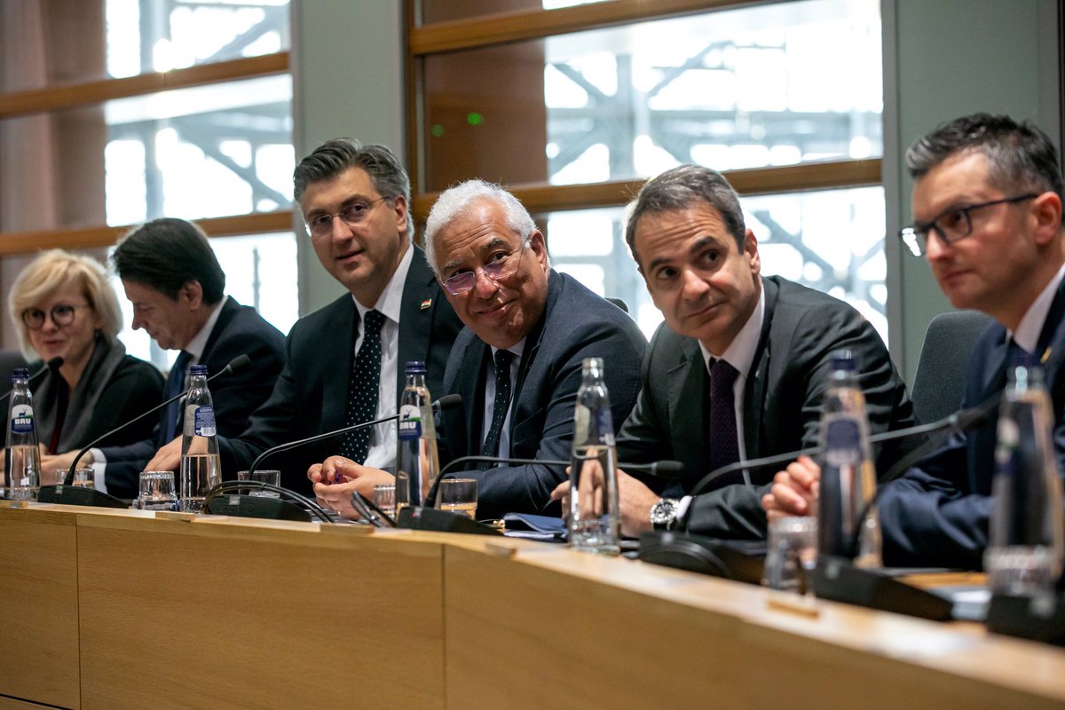 antoniocostapm's tweet photo. Amigos de uma #Europa com ambição.
Friends of an ambitious #Europe.
#EUCO #friendsofcohesion https://t.co/wth77Fg9Re