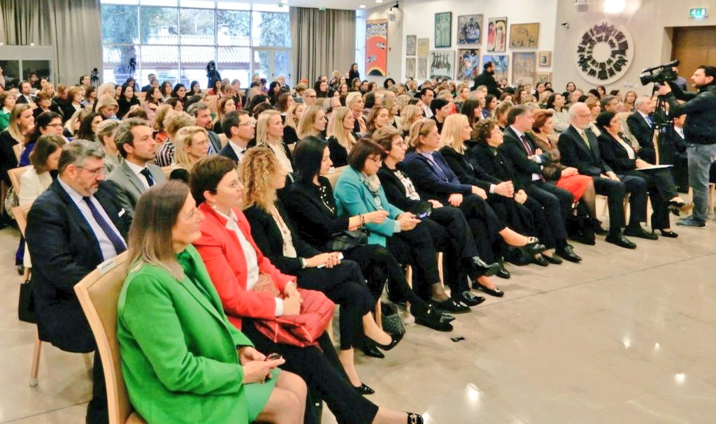 1/2
A new milestone reached at today's event to mark 25th anniversary  of #BeijingDeclaration, 'Women in Diplomacy' of  @CyprusMFA, with distinguished speakers: @SKyriakidesEU @NorwayMFA #IneSøreide, @FedericaMog @Christodulides
#WiDCY2020 @JosieChristod @eratokm1
#Cyprus