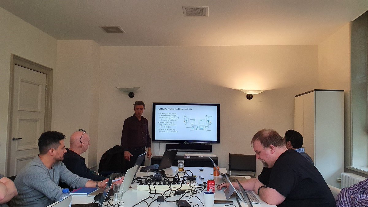 AnyLinQ's tweet photo. Gister was er weer een #MicrosoftAzure Training op ons kantoor. Met voeding voor zowel de geest als voor de maag!
Wil jij ook volgende keer ook een kennissessie bijwonen? Volg dan @AnyLinQ en blijf op de hoogte.
#SystemCloud #DataDisrupts #WeConnect #AnyLinQ https://t.co/qNwHX4UcjJ