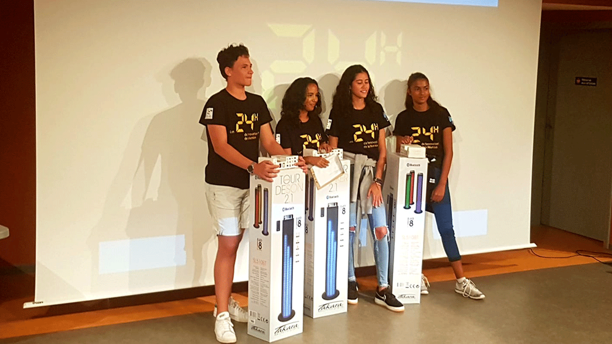 EDF_Reunion's tweet photo. Aujourd'hui, c'est la finale des 24h de l'#innovation à la Cité du Volcan !
👏Toutes nos félicitations à Camille, Flora, Kalyani et Téva du lycée Paul Moreau pour leur victoire dans la catégorie "Média" ! 🔝 https://t.co/rtRuoguaQi