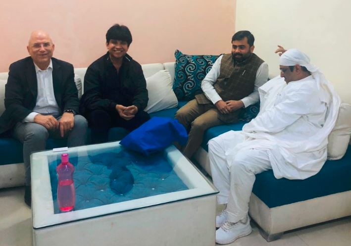 RF_Optic's tweet photo. #RFOptic just concluded a successful business trip to #India. Even received a blessing from a spiritual leader! https://t.co/SEi2bOTJMF