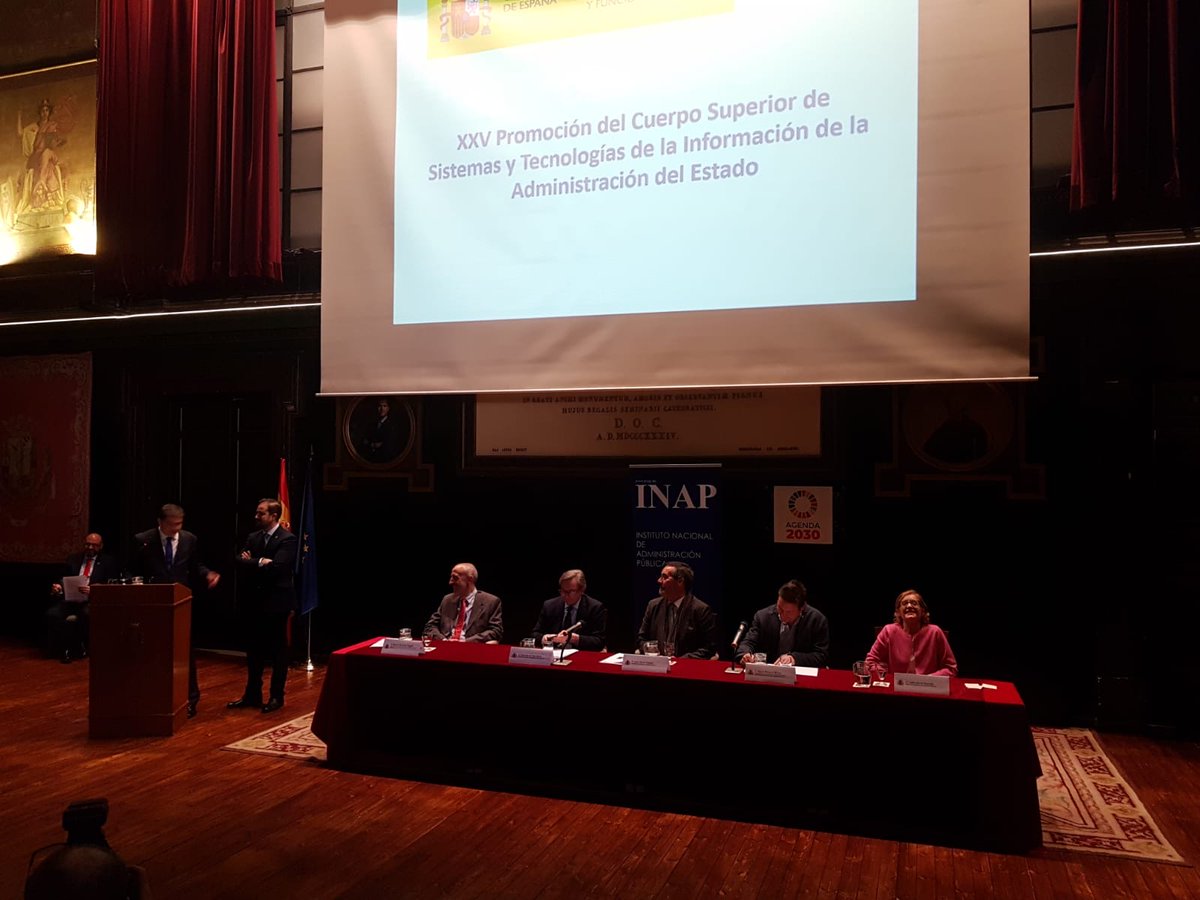 INAP_ES's tweet photo. Clausura del curso selectivo y entrega de títulos de la XXV Promoción del Cuerpo Superior de Sistemas y Tecnologías de la Información de la Administración del Estado #CSSTIC https://t.co/GE651z7lP3