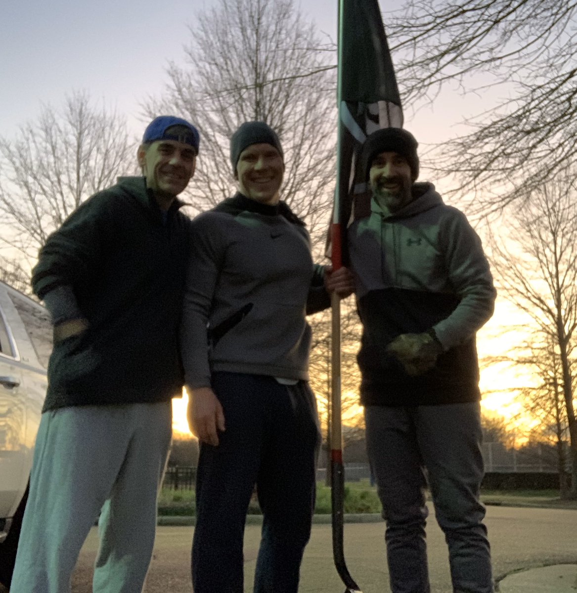 F3Wall's tweet photo. 3 Gents paid no regard to the chilly temps and knocked out 120 yards of burpee broad jumps and walking lunges plus 160 merkins and 240 squats over 1.6 miles.

#RunRangerRun https://t.co/Savku7HEug