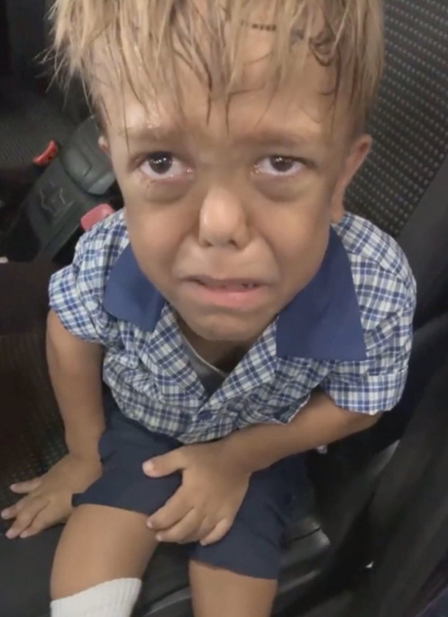 ounceofsyrup's tweet photo. he finessed the fuck out yo stupid asses https://t.co/KO8747Hdww