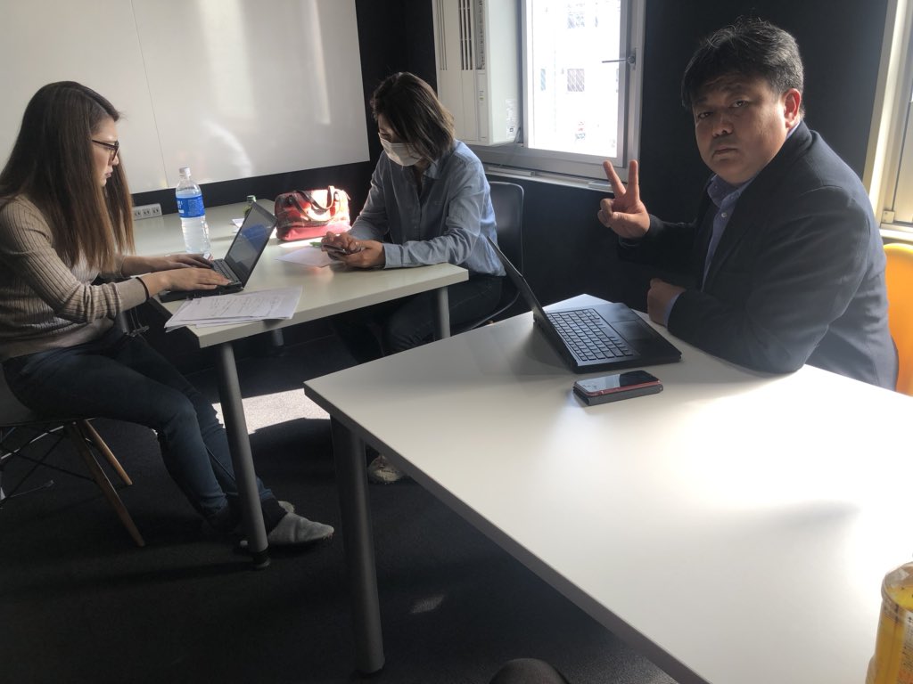nabe_beyond's tweet photo. 本日はコールセンター事業の定例会‼️
さらに良くするためにこれから大きく変えていく‼️
楽しみや^ ^
久保寺さんは安定の安心感。
神田さんはチーフとしてしっかり引っ張ってくれている。
清水マネの行動力に感謝🙏
#フュービックビヨンド
#ピースの顔じゃない https://t.co/ev071VyzFi