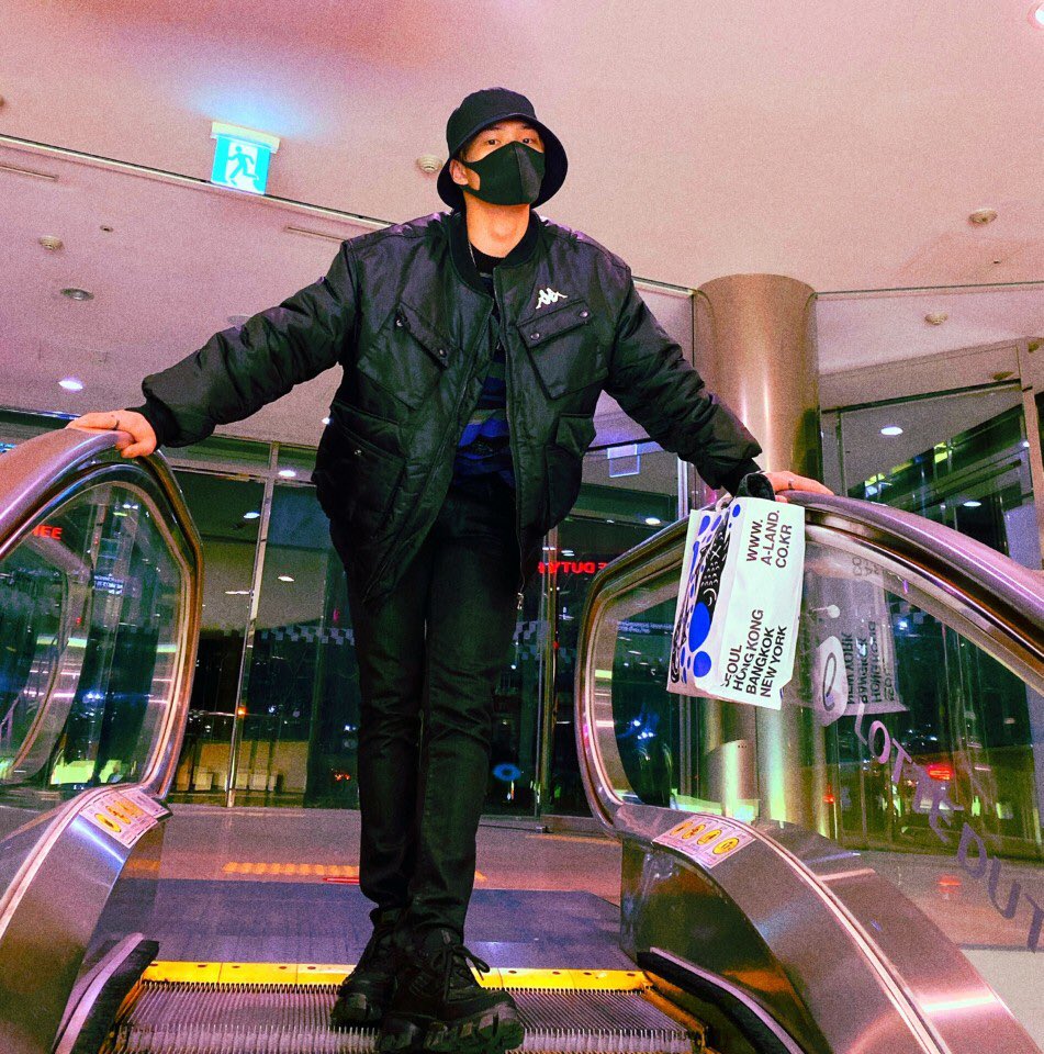 ATEEZofficial's tweet photo. [#민기] 2020년 2월!!
#ATEEZ #에이티즈 https://t.co/U3jNEwL6Jj