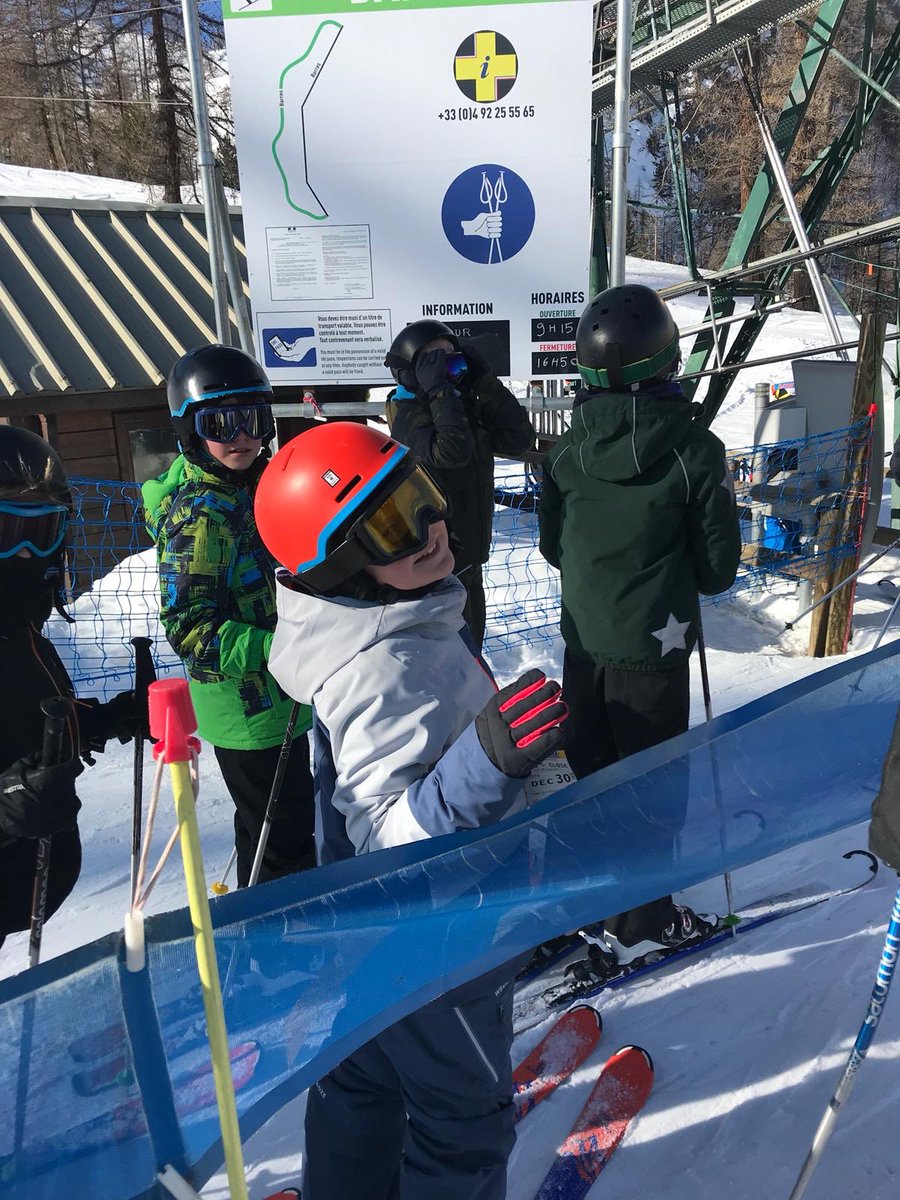 Day 7: Last morning on the slopes!😢#FPSSkiTrip2020