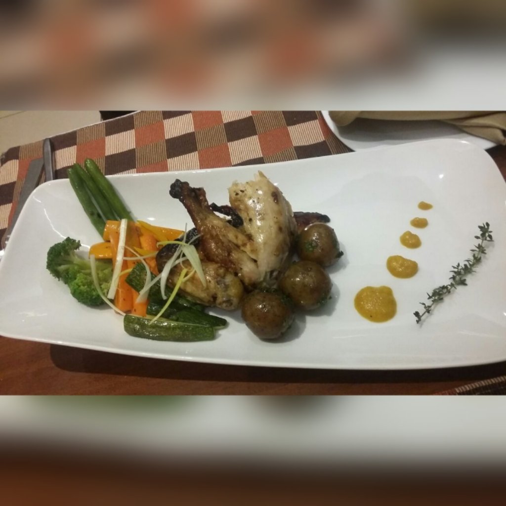 FidalgoHotelGoa's tweet image. Release the weeks stress with good food.
#hotelfidalgo #weekendfood #lunch #dinner #panaji #goa  #buffetbreakfast #buffetlunch #buffetdinner #deliciousfood #vegeterianfood