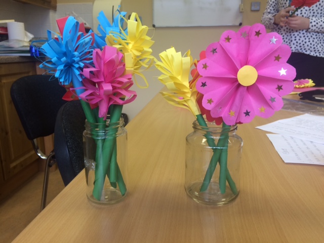 MWMH_OT's tweet photo. Here is a taste of some of the fantastic creations completed by clients at a recent Art &amp; Craft group in Shannon Day Hospital! #OccupationalTherapy #MentalHealth #DoingThroughOccupation #Recovery https://t.co/nNm4mjrMrB