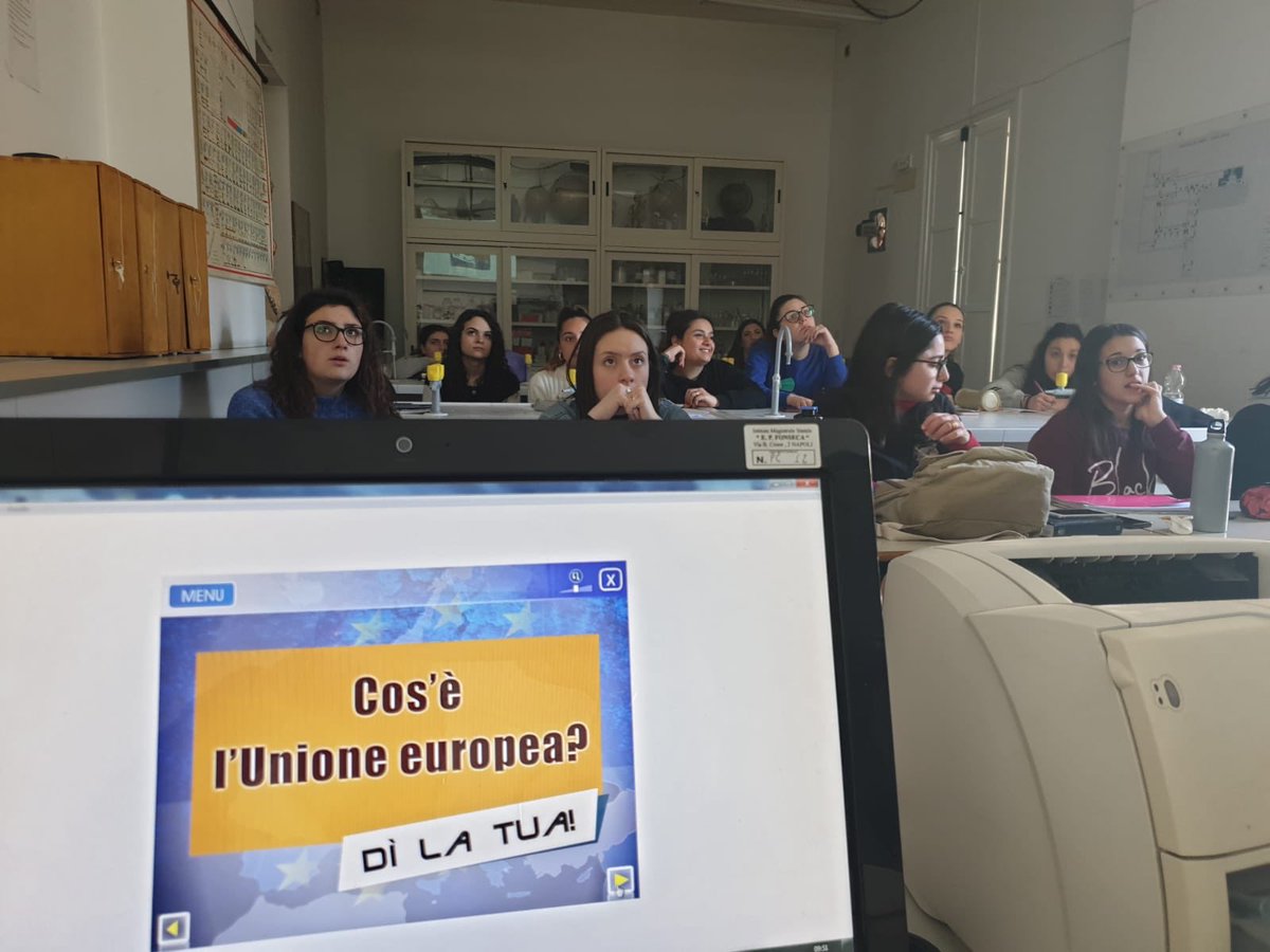 europa_per's tweet photo. Oggi ci siamo preparapati con un quiz sulle nostre conoscenze sull’ Unione Europea https://t.co/u9SJxlx1ZI