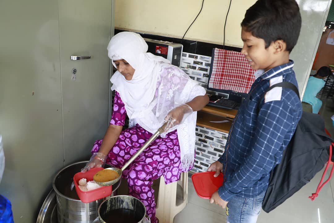 VisionRescue's tweet photo. 13-year-old Noor could barely read or #write when we first met him because his family couldn’t afford quality #education. Visit our latest photostory to see how you’ve #ReachedoutwithLove to Noor! https://t.co/GHWkf1fiQw
#VRstories #15yearsofempowerment https://t.co/A5PpROs2m7