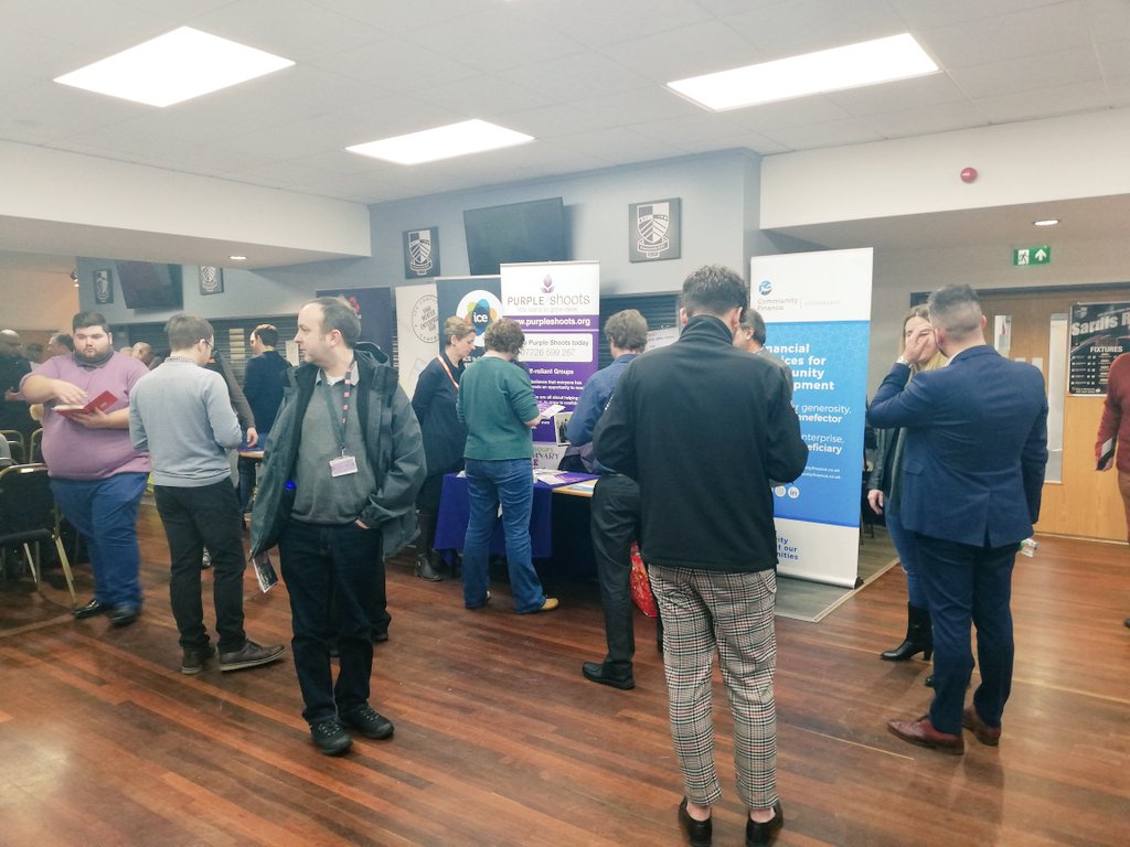 LesleyW_ICE's tweet photo. This morning I was in Pontypridd Rugby Club with this guy 👇 @JamieWelshICE - Offering information about the #5to9club , #ICE50 and help to local businesses affected by the flooding #StormDennis #Pontypridd
@TalkValleys @Welsh_ICE @BeTheSpark @RCTCouncil https://t.co/AoHcrFpVcA