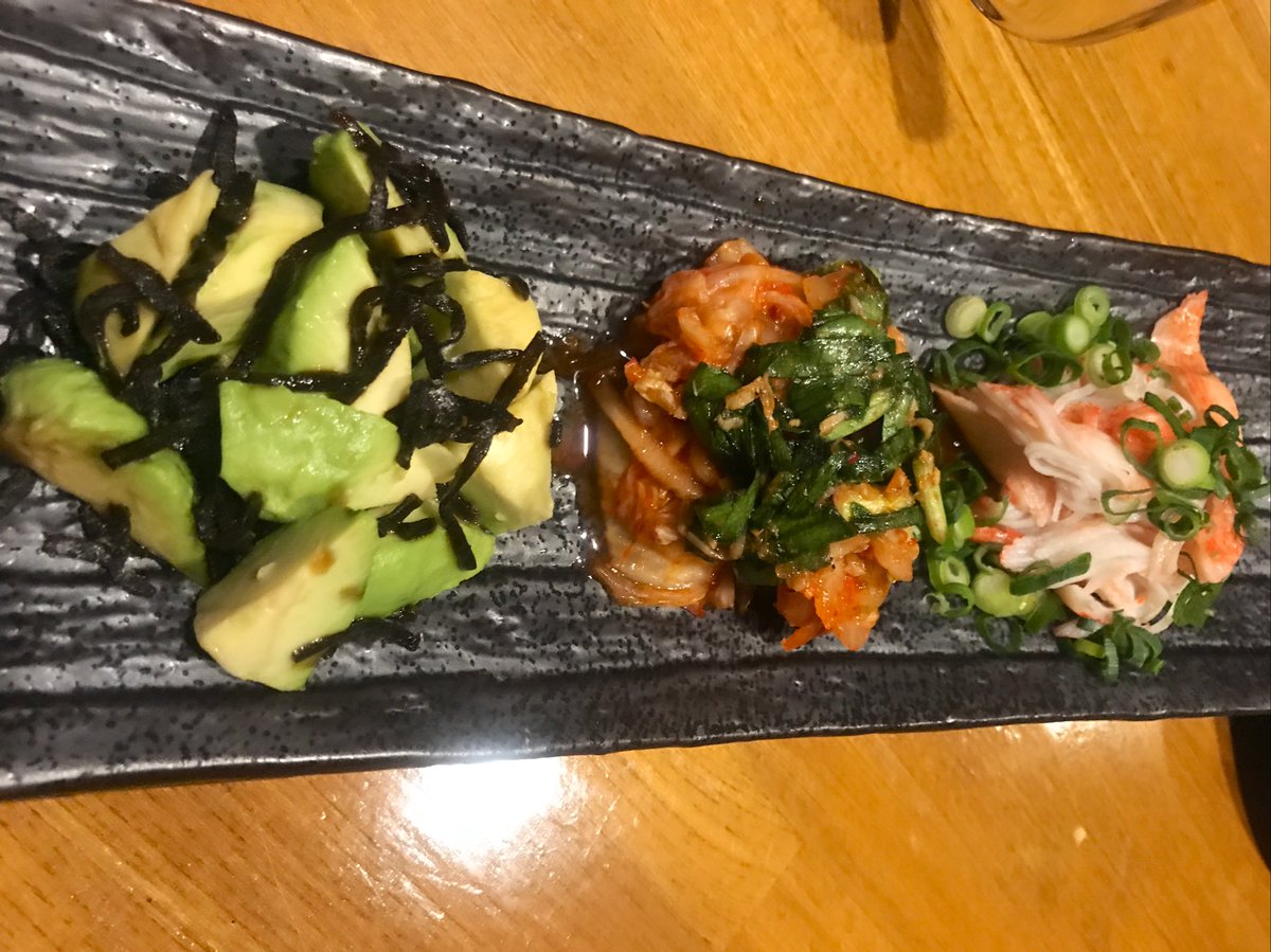 rie_crybaby's tweet photo. 職場の友人と久々の飲み会。
毎年この時期はいろいろ話しが尽きなくて、18時から飲んであっという間にこんな時間。
カウンターだったけど、居心地よくて長居してしまった。
鉄板焼の料理も美味しかった。
#鉄���千洋 #TEPPANSENYO https://t.co/e09di1yFQm