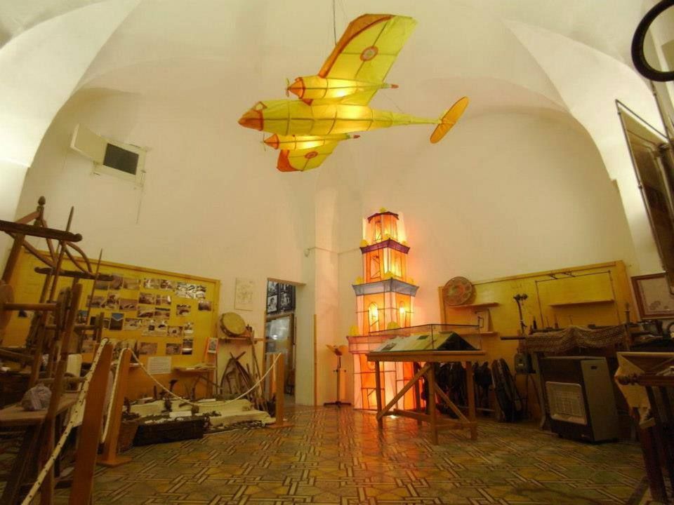 ☕️ È venerdì mattina, ed è quindi ormai arrivato il weekend: mentre fate colazione curiosate tra i #PiccoliMusei della vostra regione. Tra loro potreste trovare l'idea per quella gita che mancava al vostro fine settimana ideale! Li trovate qui: buff.ly/37JieNl