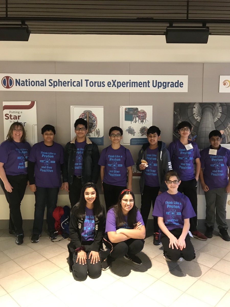 tabozarth's tweet image. ⁦@LMSNation⁩ Science Bowl team is ready for competition. Thank you ⁦@KampusKlothes⁩ for the stylish gear
