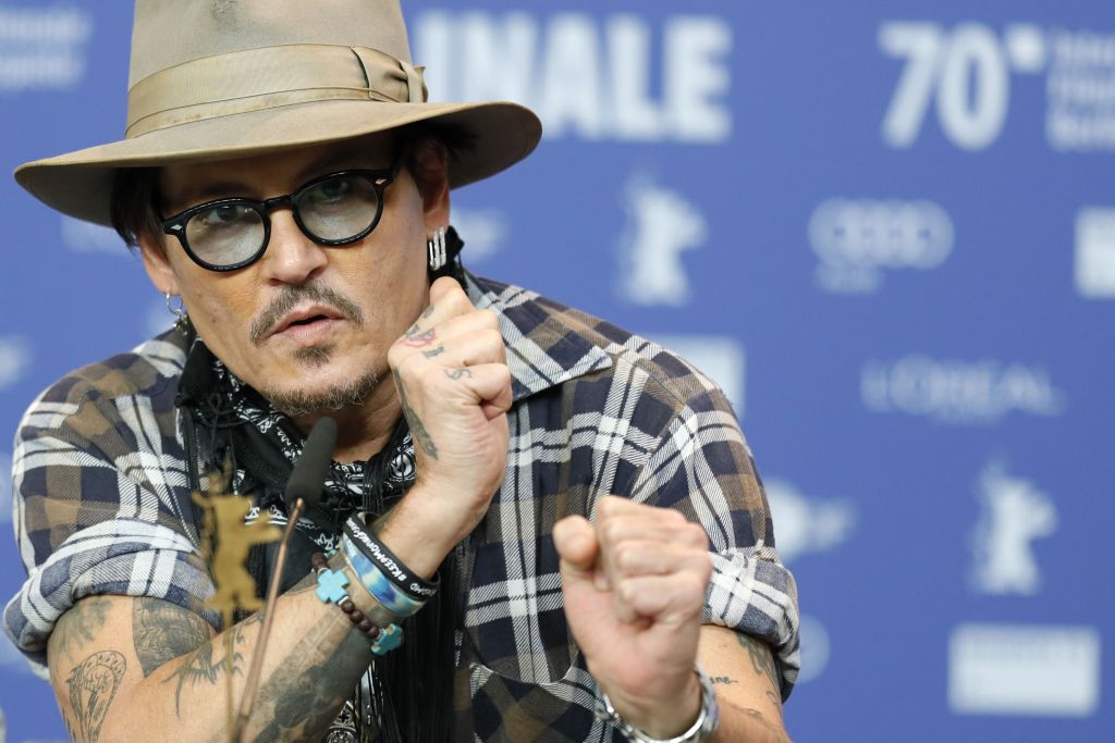Johnny Depp Talks ‘Minamata’ &amp; “The Power Of The Small” – Berlin dlvr.it/RQTVfc