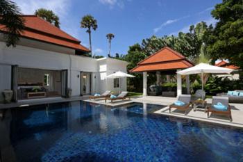 LuckyTHHotels's tweet photo. Hotel #Deals in #Thalang #VillaOThalang starting at THB592.44 https://t.co/itBehs4X2Z https://t.co/bh69ud4N0c