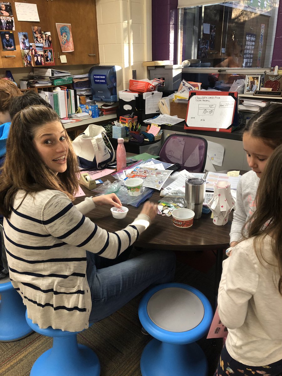 Young3rdBobcats's tweet image. What is this garbage!!!! You bring in a million the day they are due?! #boxtops #bringbackmytrophy #jealous #bitter @BrooksideBcats1 @brooksidepta