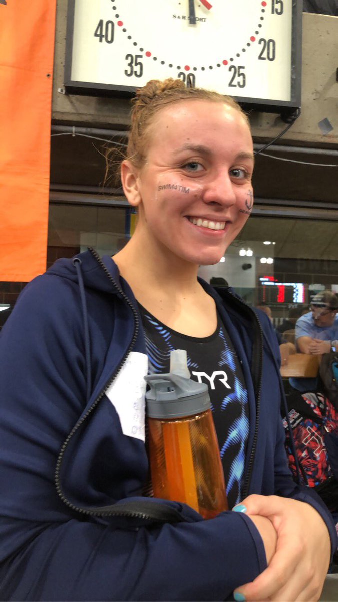 MissKear_K3's tweet photo. This Boat is read to #swimforTim! @paigemc409 is ready to go today! #States2020 @jvatc https://t.co/dqYaZCqfbl
