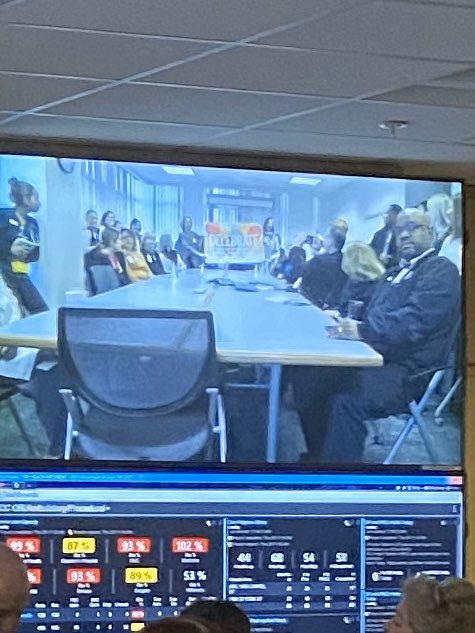 DeirdreDoyleRN's tweet photo. Medicine Service Line goes 365 days without a serious safety event - 542 beds, 189,000 patient days, 17,000 discharges! #hro #ynhhmedicinenursing @ynhhealth @YNHH @JMenillo @JenniferGhidini @ena_enawill58 @CneBeth @LorussoFrancine @tweetAONL @anccofficial https://t.co/c43LExzMFW