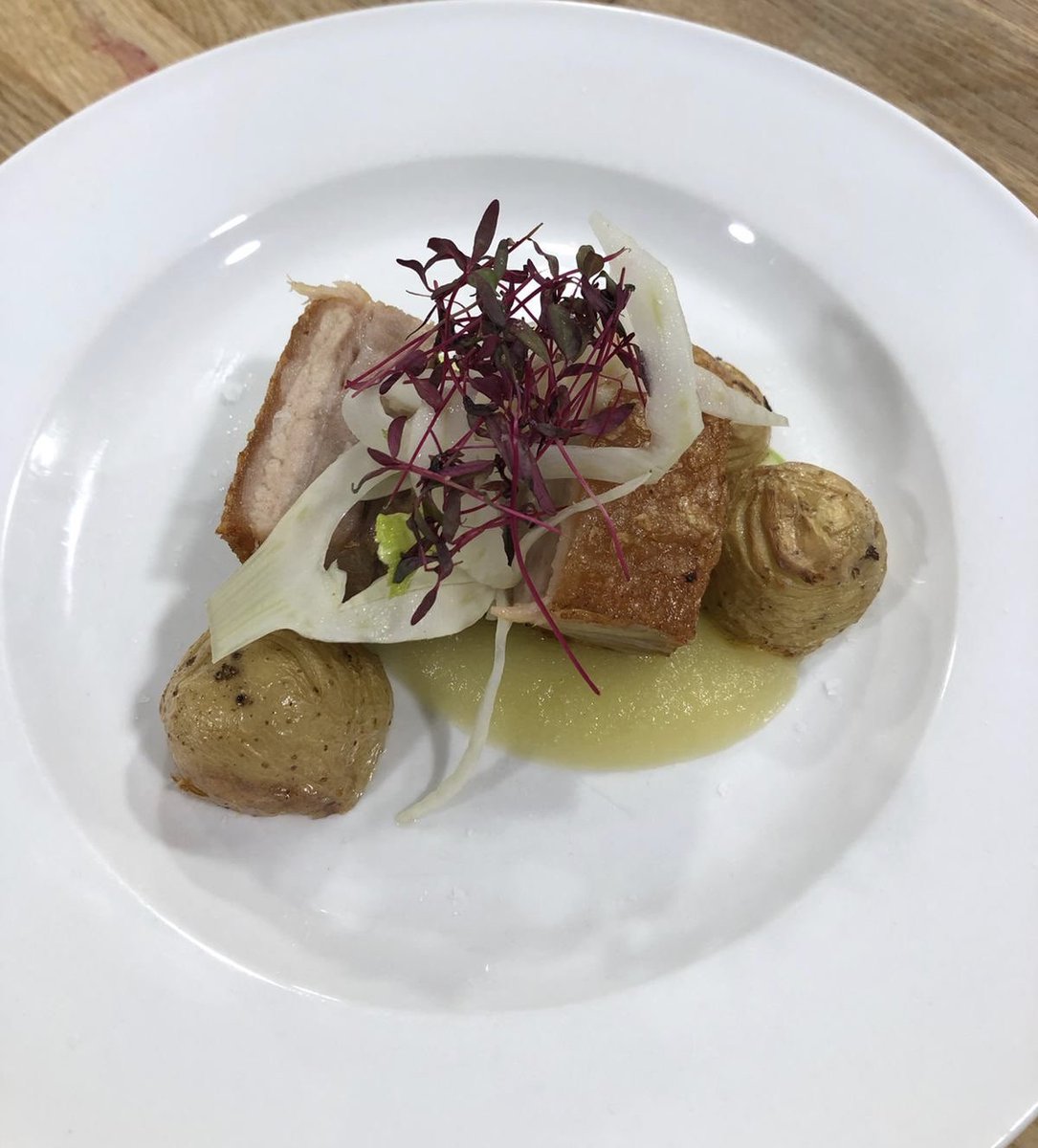 AbingerCookery's tweet photo. One of the delicious dishes made today on our Chalet Course 😋
So many life skills learnt on this course, it really is a must for all ages👩🏼🍳
#chalet #chaletcooks #5or10daycourse #cookerycourse #cooking #cookiteatit #abingercookeryschool #cookeryschool https://t.co/YRMbAdAIfM