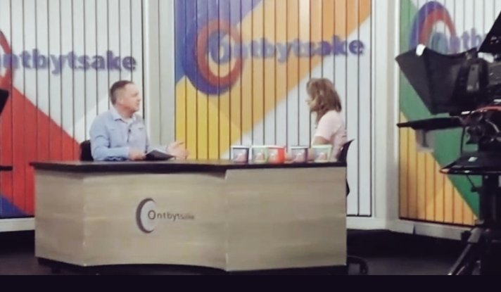 RDF_SA's tweet photo. Baie dankie aan @kykNETtv @ontbytsake en @Dawie_Roodt vir die wonderlike geleentheid om oor kinderverdrinking voorkoming en waterveiligheid te gesels! #RDFSA #stopdrowning #keepkidssafe #watersafety #kykNet #Ontbytsake #stopkinderverdrinking #waterveiligheid #StrongerTogether https://t.co/bbHMtakBOQ