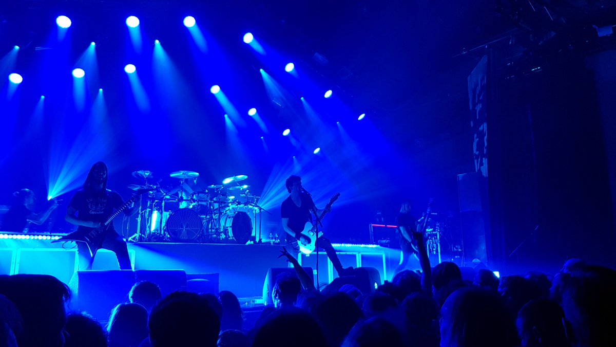 Hawtpockets's tweet photo. Gojira, Melkweg.

ᴍᴀy ᴄᴏɴᴛᴀɪɴ ᴛʀᴀᴄᴇѕ ᴏf:
| #Amsterdam | @GojiraMusic | @melkweg | https://t.co/CJRX8v6gZR