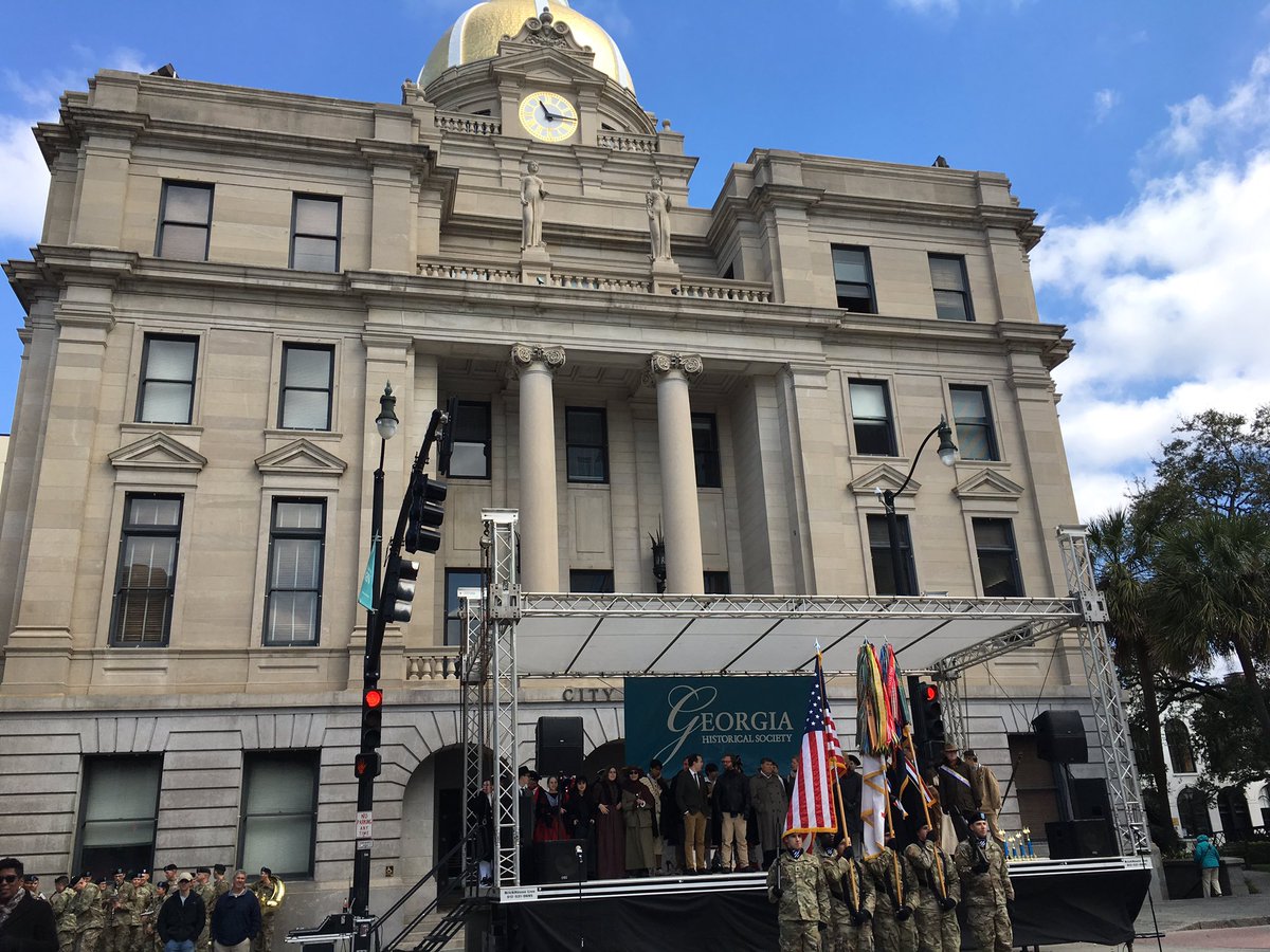 The #GeorgiaDay parade has made it to #Savannah City Hall! #CityofSavannah  #Savannahga, image size:1200x900
