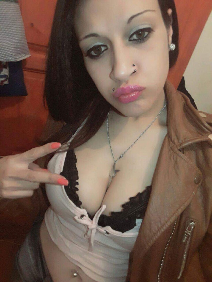 monicalok20's tweet photo. Crees que me veo linda? https://t.co/dtWC1v11jX