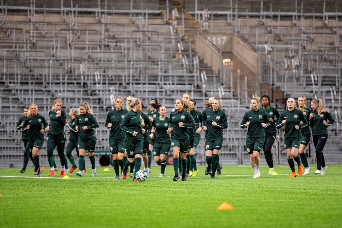 hammarbyfotboll's tweet photo. Så här såg torsdagseftermiddagen ut och under lördagen tar #Bajen morgonfärjan över till Åland för träningsmöte med @AlandUnited. Avspark klockan 14 (svensk tid) i Eckeröhallen. 

📸: @theresebaack https://t.co/AucUrmwQNm
